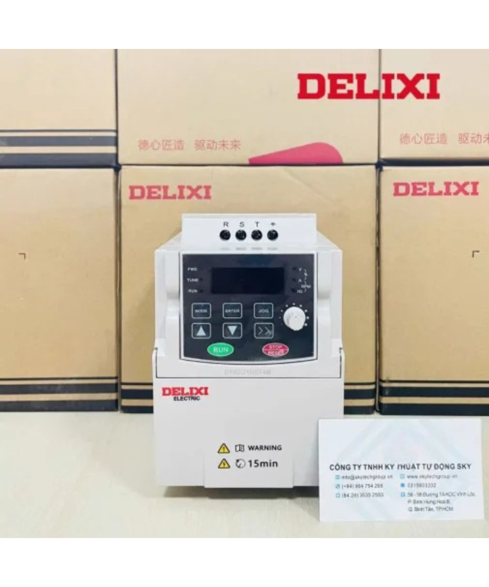 Variador de Motor trifasico a trifasico VFD 220V DELIXI 2.2KW-7.5KW de 3-10hp