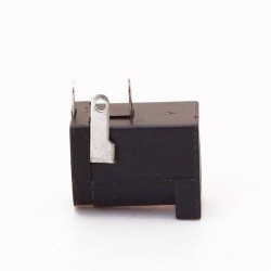 Conector 9V/12V para PCB