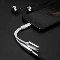 USB-c a audio 3.5mm y cargador